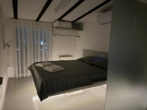 Idealapartments LLC Penthouse
